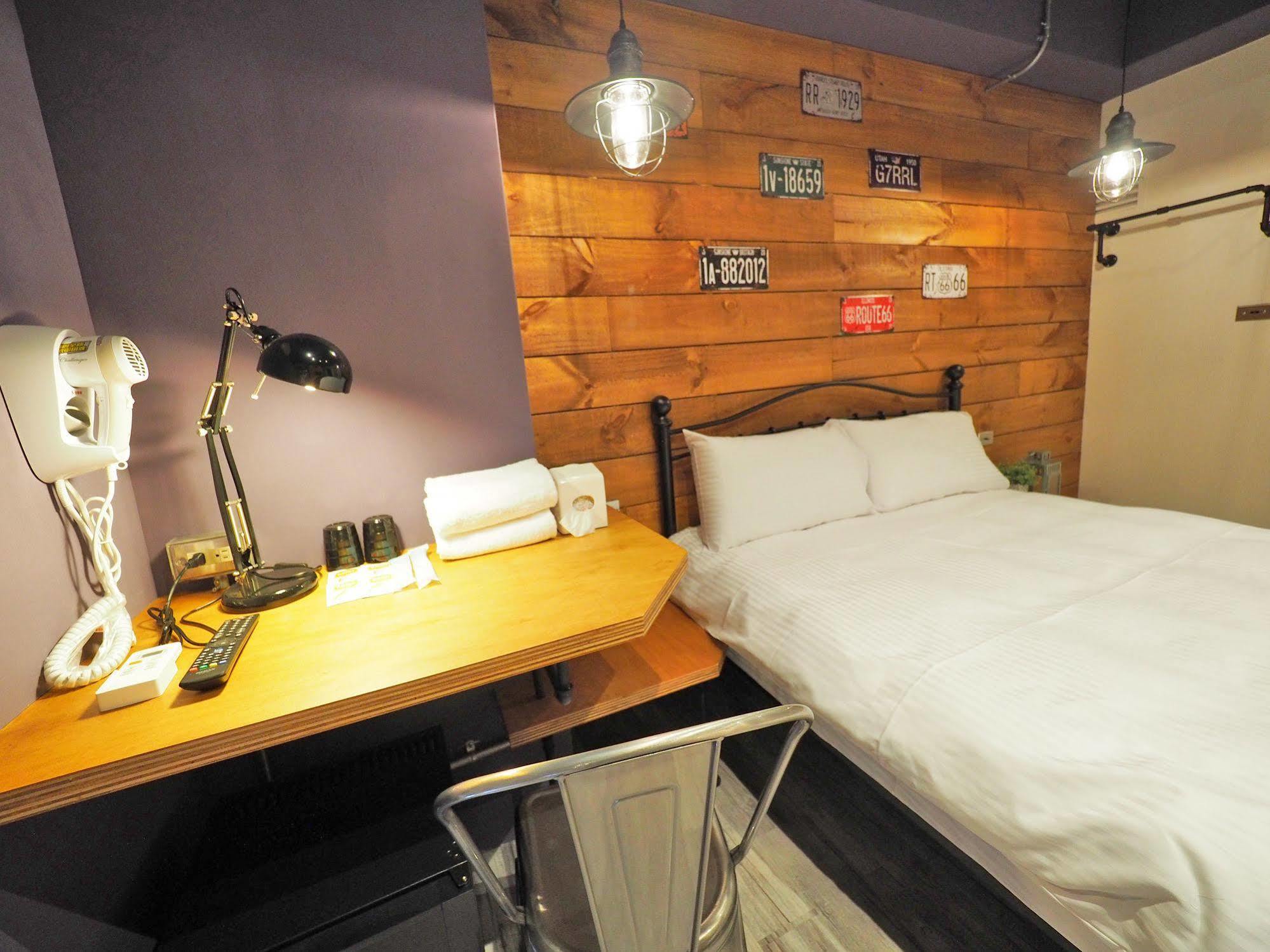 تايتشونغ Loft Hostel Fengjia المظهر الخارجي الصورة
